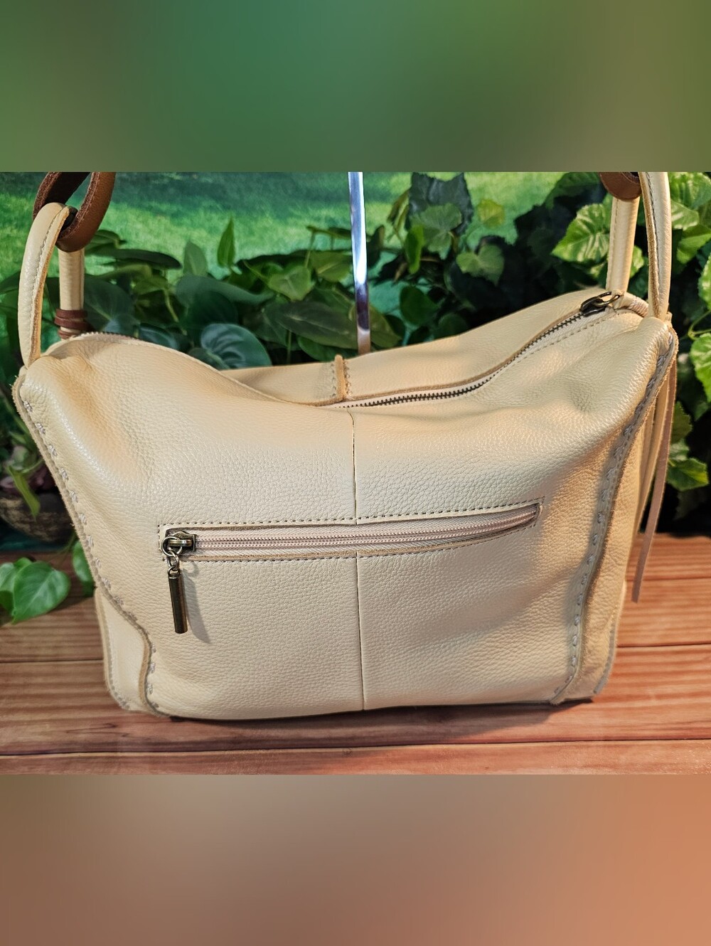 SOLDe The Sak, Los Feliz Hobo genuine leather shoulder bag soft butter yellow - Picture 3 of 14